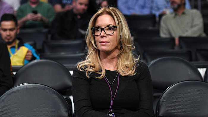 wrestling-jeanie-buss-wow-axs-tv-marty-jannetty-barber-shop.jpg